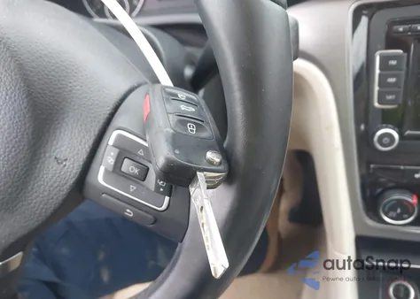 2015 Volkswagen Passat 2.0L Tdi Se from USA, damaged, VIN 1VWBV7A37FC070529